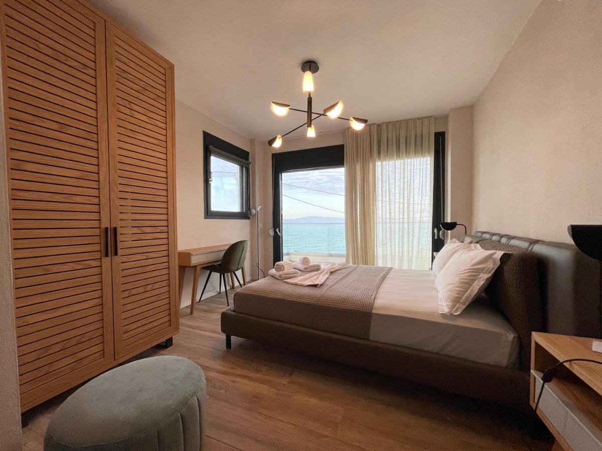 Villa Oleandra By The Sea ポリフロノ エクステリア 写真